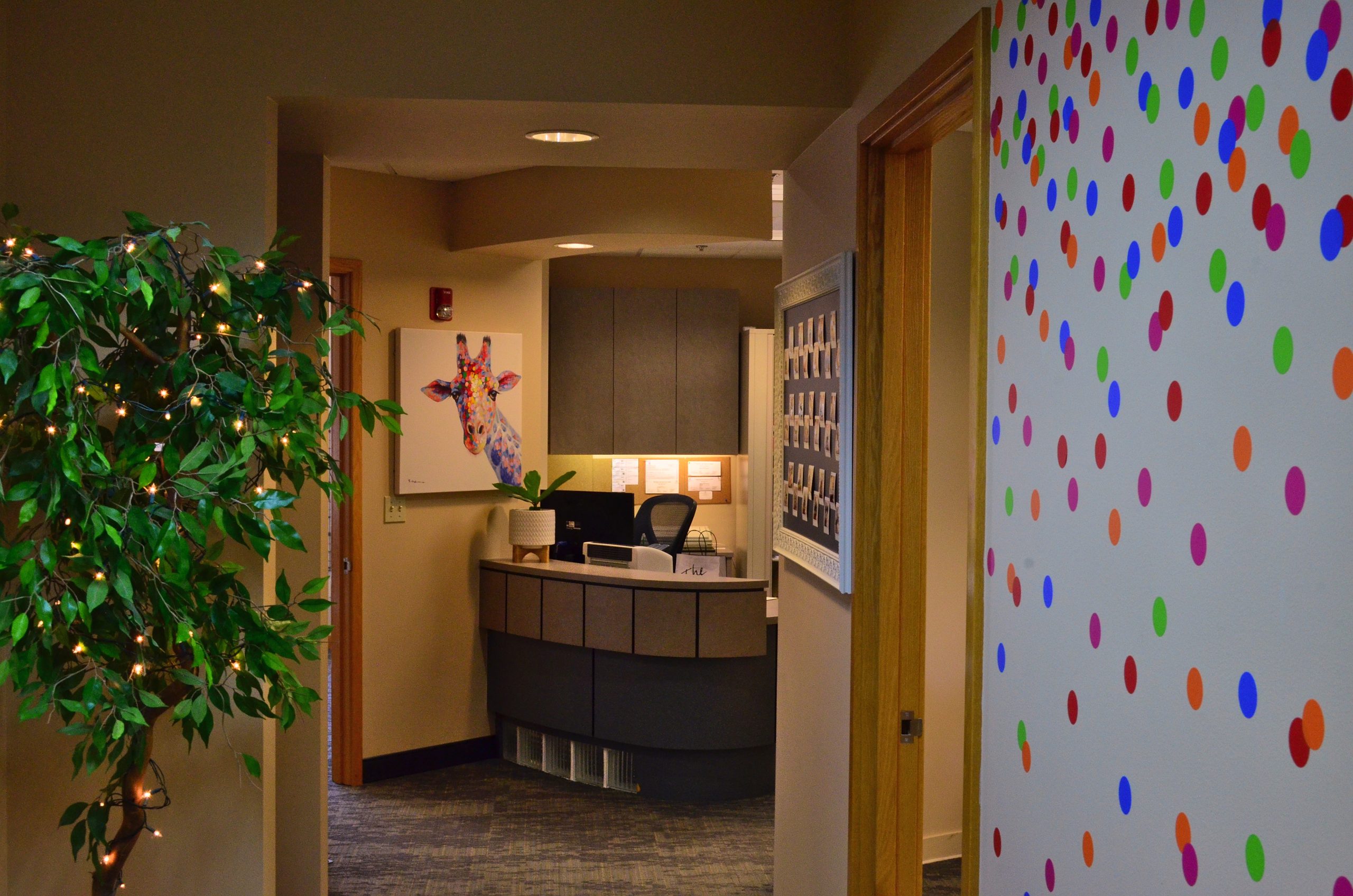 Retainers to Straighten Teeth: Can They Replace Braces?